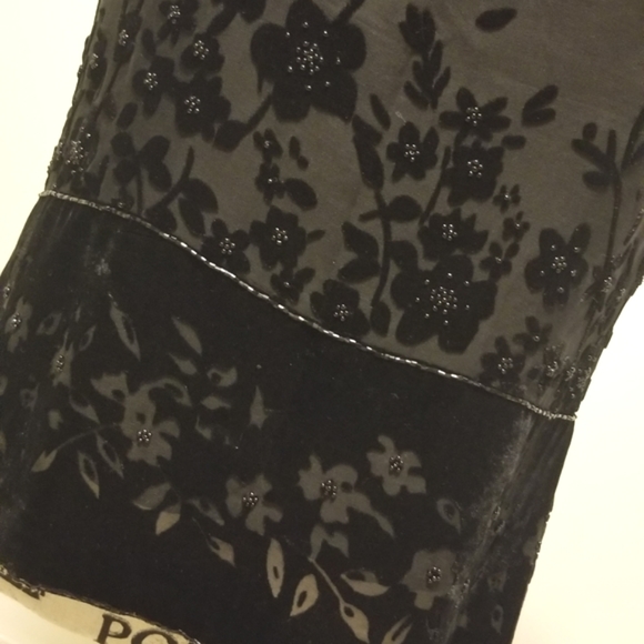 Black silk and velvet sleeveless top - Picture 4 of 10